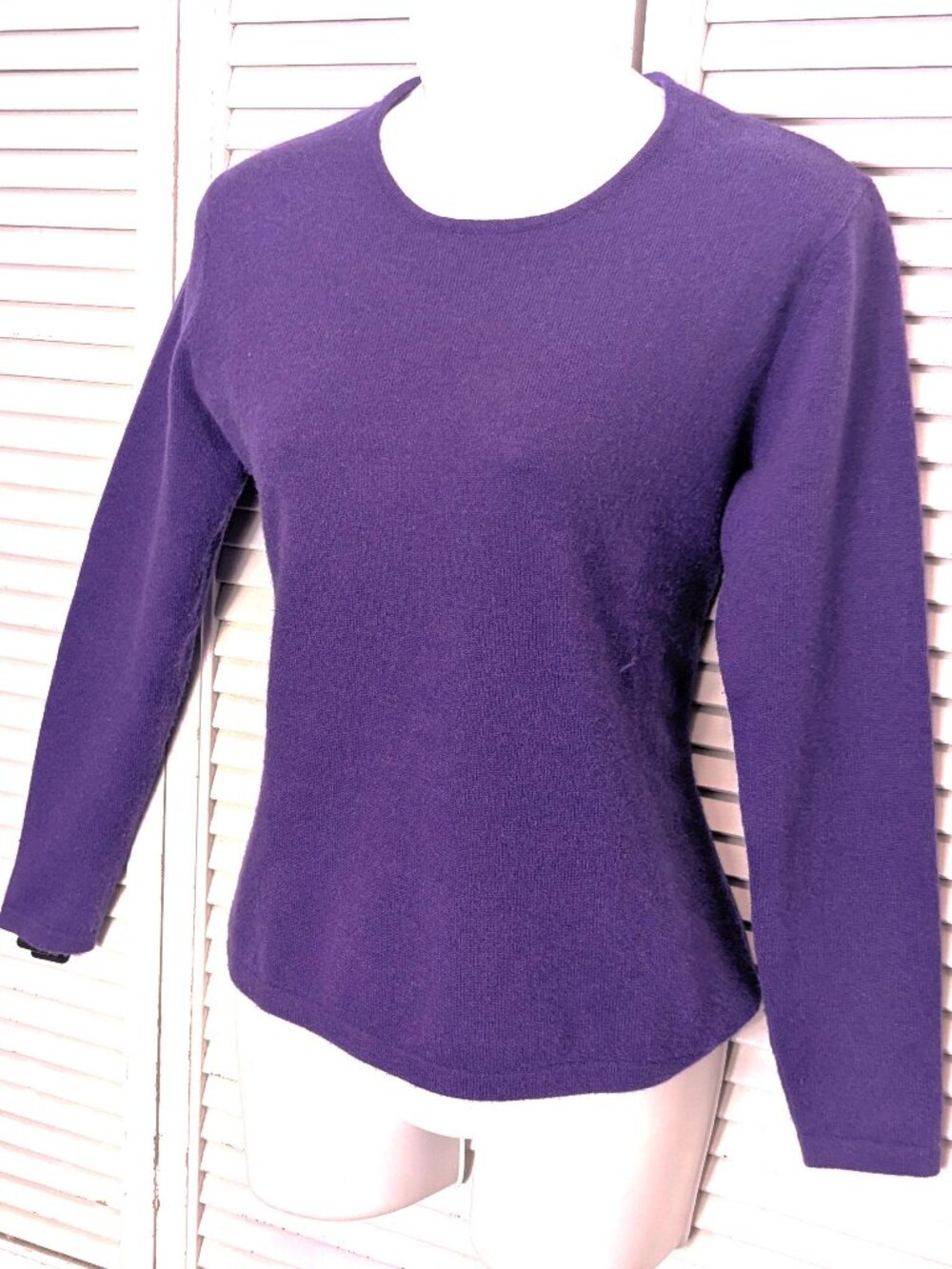 Layla Mitra Cashmere Sweater Long Sleeve Purple Small Crew neck